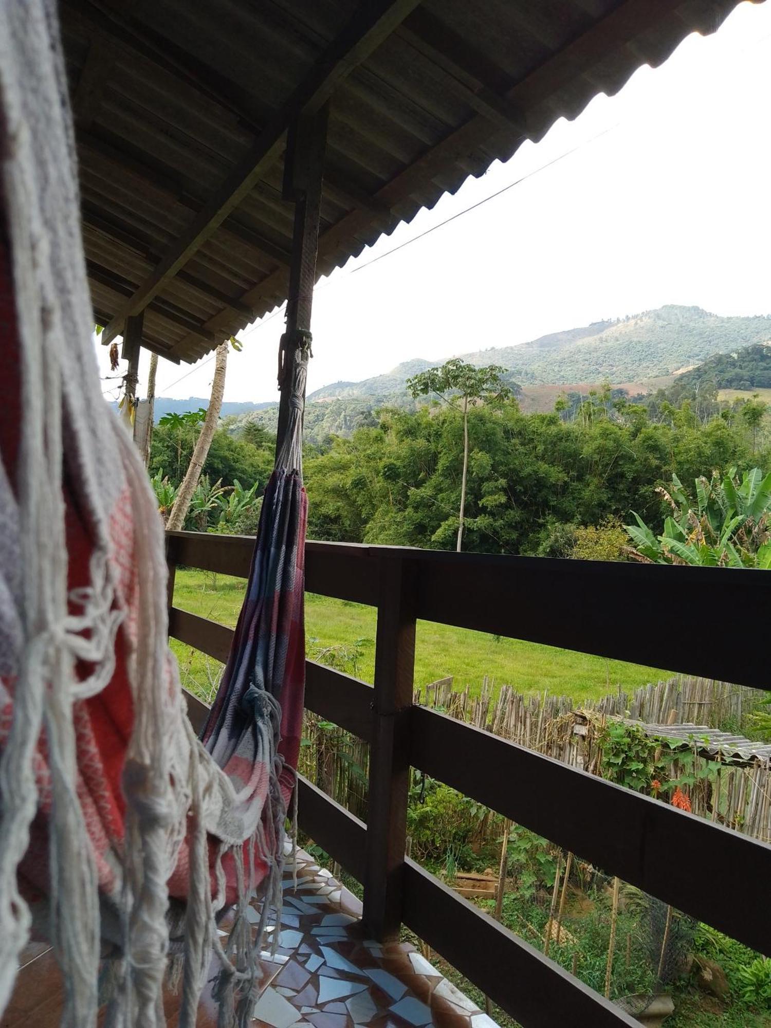 Rancho Pe Da Pedra Villa Sao Bento do Sapucai Ruang foto