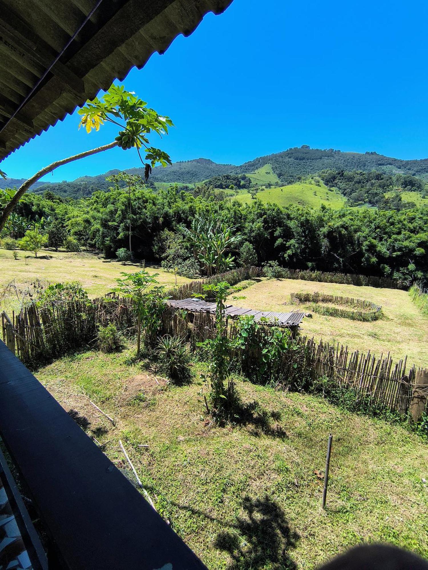 Rancho Pe Da Pedra Villa Sao Bento do Sapucai Bagian luar foto